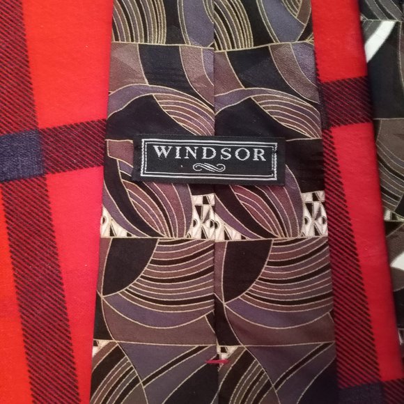Lot of 5 Ties - Picture 9 of 15